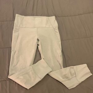 Medium, RBX, gray leggings. Great activewear! There are pockets at the sides.